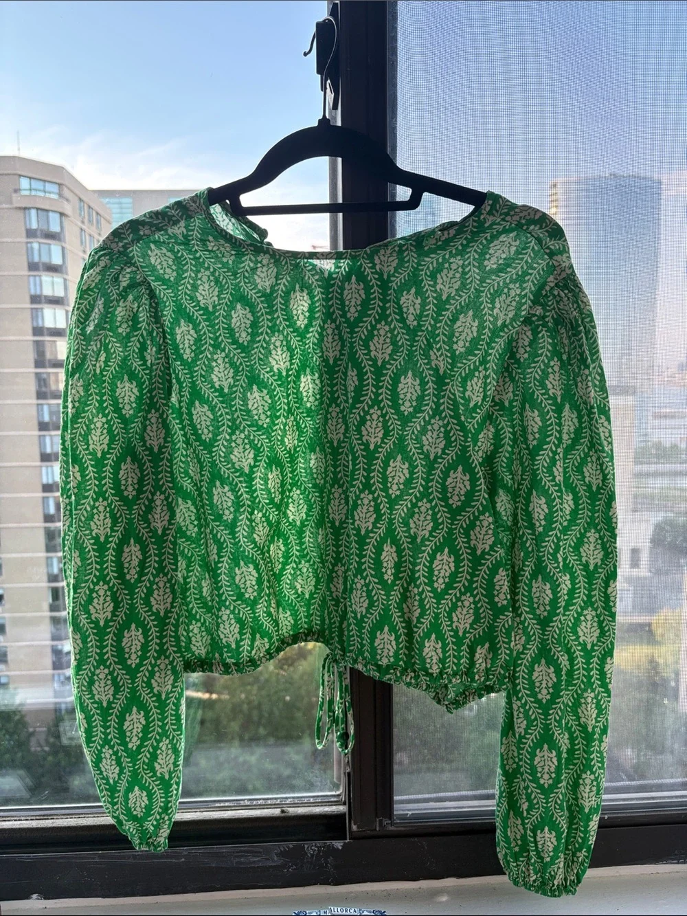 Green Printed Long Sleeve Crop Top